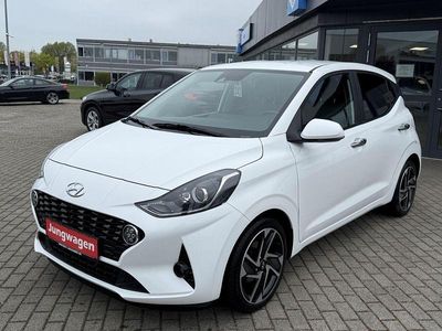 Usata Hyundai i10 Trend 84 CV (61 kW) 2022 Bianco Utilitaria
