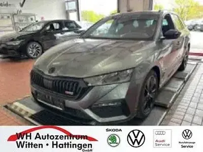 Gebraucht Skoda Octavia RS 245 PS (180 kW) 2024 Graphitegrau metallic Kombi