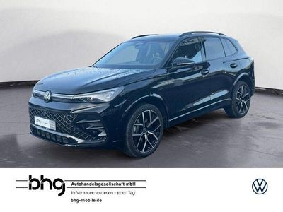 Gebraucht VW Tiguan R-line 193 PS (141 kW) 2025 Grenadillschwarz metallic SUV