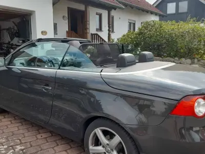 Gebraucht VW Eos Individual 160 PS (117 kW) 2009 Braun Cabrio