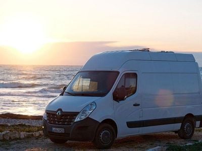 Weiß Gebraucht 2018 Renault Master Van / Kleinbus | 25.400 €