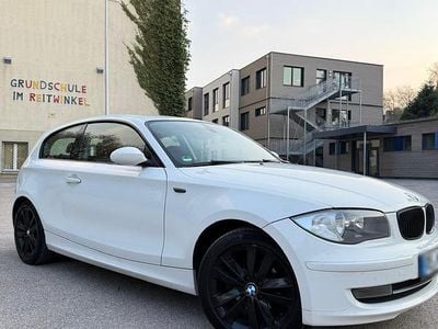 Second-hand BMW 120 M Sport 177 CP (130 kW) 2009 Alb Hatchback