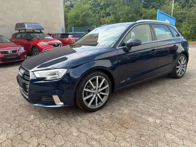 Gebraucht Audi A3 Sport 116 PS (85 kW) 2019 Kosmosblau Limousine