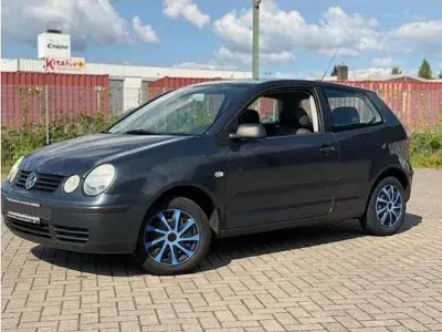 Gebraucht VW Polo 64 PS (47 kW) 2004 Grau Kleinwagen