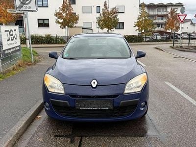 Blau Gebraucht 2010 Renault Mégane III Expression Limousine | 3.490 € (Fairer Preis)