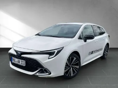 Gebraucht Toyota Corolla Hybrid 140 PS (102 kW) 2026 Schneeweiß Kombi