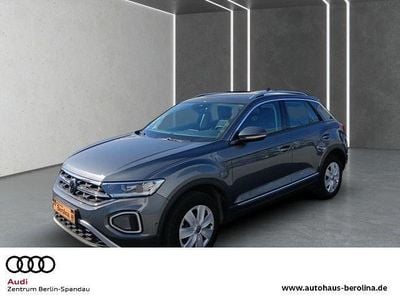Second-hand VW T-Roc Style 150 CP (110 kW) 2023 Gri SUV