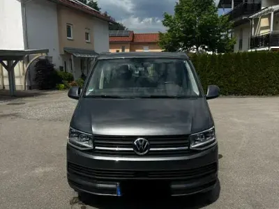 Używany VW California Beach 199 KM (146 kW) 2019 Szary Van