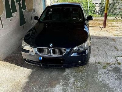 BMW 523