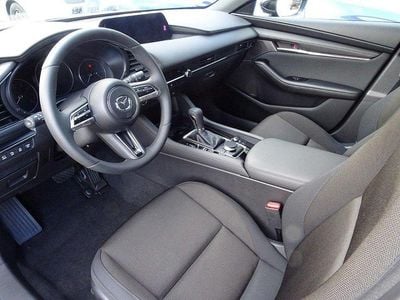 Neu Mazda 3 Exclusive-Line 140 PS (102 kW) 2025 Ceramic white metallic Limousine