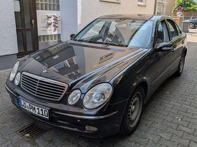 Mercedes E270