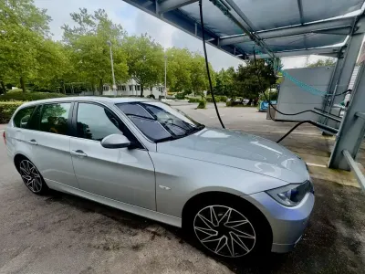 Gebraucht BMW 330 272 PS (200 kW) 2007 Silber Kombi