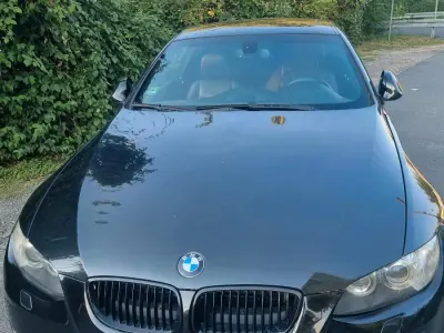 Gebraucht BMW 330 231 PS (169 kW) 2008 Schwarz Coupé