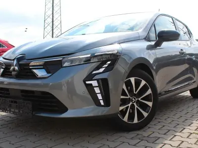 Gebraucht Mitsubishi Colt Plus 67 PS (49 kW) 2024 Grau Kleinwagen