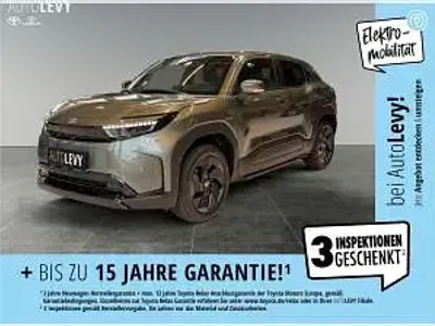Neu Toyota Urban Cruiser Comfort 105 kW (144 PS) 2025 Blau SUV