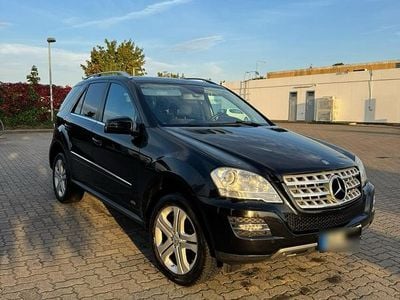 Usata Mercedes ML350 224 CV (164 kW) 2011 Nero SUV