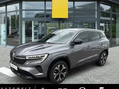 Gebraucht Renault Austral Equilibre 140 PS (102 kW) 2023 Dolomitgrau (grau) SUV