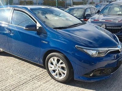 Toyota Auris Hybrid
