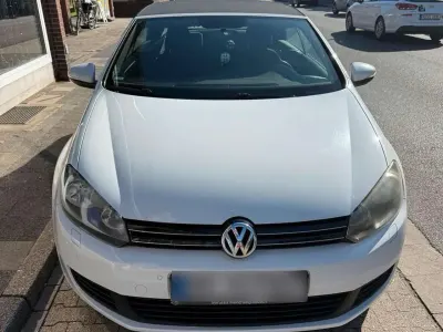 Gebraucht VW Golf Cabriolet Life 140 PS (102 kW) 2012 Weiß Cabrio