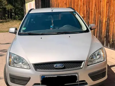 Gebraucht Ford Focus 125 PS (91 kW) 2007 Grau Kombi