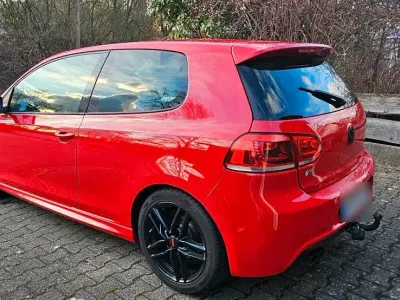 Gebraucht VW Golf R-line 122 PS (89 kW) 2010 Rot Coupé