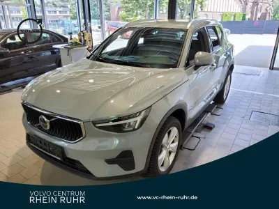 Gebraucht Volvo XC40 Core 163 PS (119 kW) 2024 Grau SUV