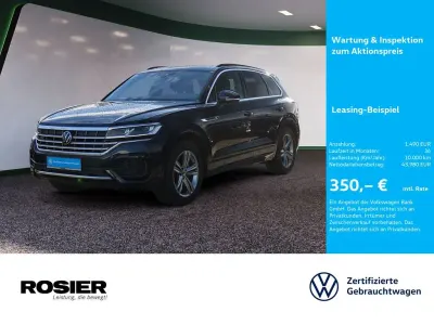 Gebraucht VW Touareg R-line 231 PS (169 kW) 2023 Blau / meloe blue kristalleffekt (metallic) SUV