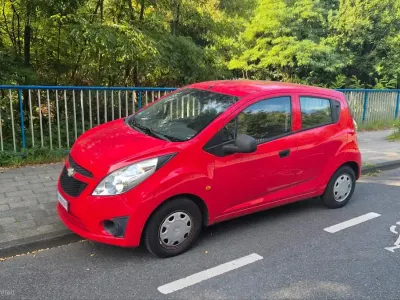 Gebraucht Chevrolet Spark 68 PS (50 kW) 2011 Rot Kleinwagen