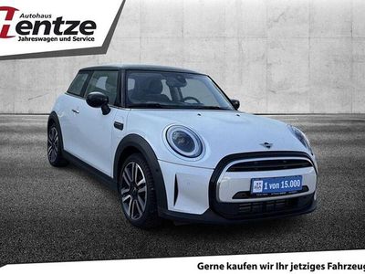 Gebraucht Mini Cooper Classic 136 PS (100 kW) 2023 Nanuq white Kleinwagen