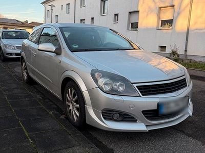 Gebraucht Opel Astra GTC 116 PS (85 kW) 2005 Silber Coupé
