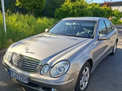 Gebraucht Mercedes E240 177 PS (130 kW) 2002 Limousine