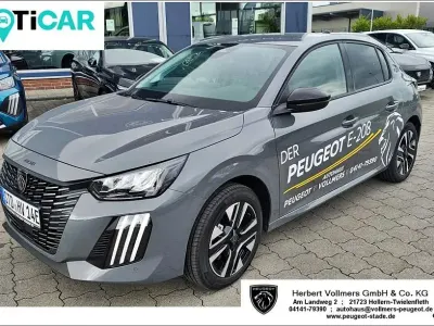 Gebraucht Peugeot e-208 Allure 114 kW (156 PS) 2026 Grau Kleinwagen