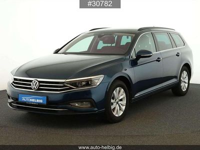 Gebraucht VW Passat Business 150 PS (110 kW) 2024 Blau Kombi