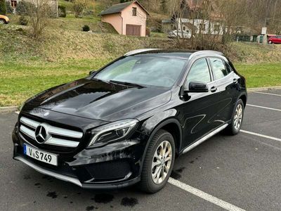 gebraucht Mercedes GLA200 GLA (CDI) d 4Matic 7G-DCT AMG Line