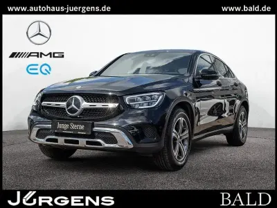 Gebraucht Mercedes GLC200 197 PS (144 kW) 2022 Schwarz metalliclack obsidians SUV