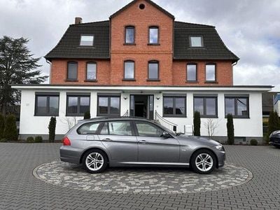 Gebraucht BMW 318 Comfort Edition 143 PS (105 kW) 2009 Grau Kombi