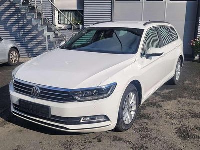 Second-hand VW Passat R-line 150 CP (110 kW) 2018 Alb Break