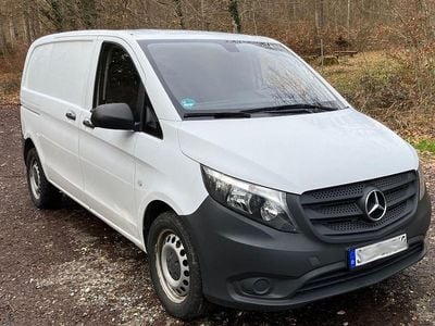 Gebraucht Mercedes Vito 88 PS (64 kW) 2017 Schwarz Van
