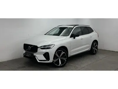 Gebraucht Volvo XC60 Plus 197 PS (144 kW) 2024 Crystal white (metallic) SUV