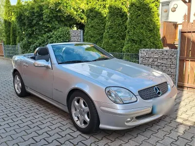 Gebraucht Mercedes SLK230 190 PS (139 kW) 2000 Silber Cabrio