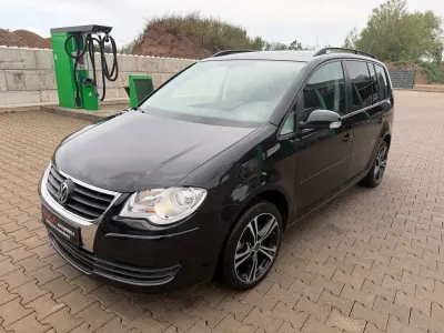Gebraucht VW Touran United 140 PS (102 kW) 2009 Schwarz Van / Kleinbus