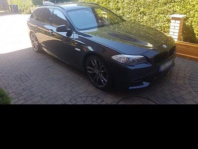 BMW M550