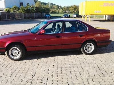 Gebraucht BMW 525 192 PS (141 kW) 1991 Rot Limousine
