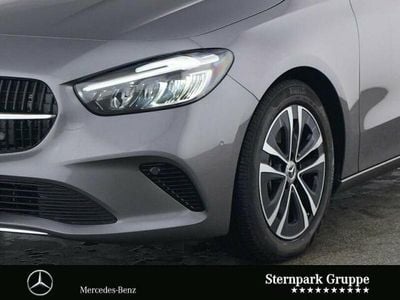 Usata Mercedes B200 Progressive 163 CV (119 kW) 2024 Grigio Monovolume