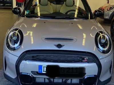 Gebraucht Mini Cooper S Cabriolet Classic 178 PS (130 kW) 2023 Gold Cabrio