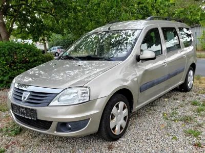 Gebraucht Dacia Logan MCV Lauréate 87 PS (63 kW) 2009 Grau Kombi