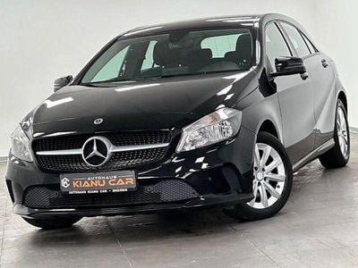 Gebraucht Mercedes A180 122 PS (89 kW) 2017 Schwarz Limousine