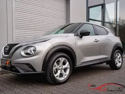Gebraucht Nissan Juke N-Connecta 117 PS (86 kW) 2020 Silber SUV