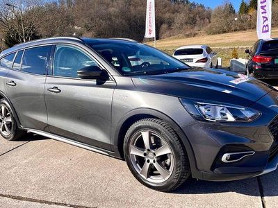 Gebraucht Ford Focus Active 120 PS (88 kW) 2019 Grau Limousine