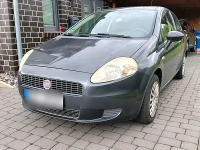 Gebraucht Fiat Punto 65 PS (47 kW) 2009 Grau Kleinwagen